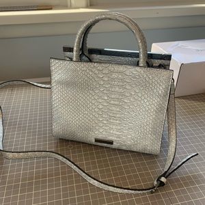 Iridescent silver bag/crossbody.